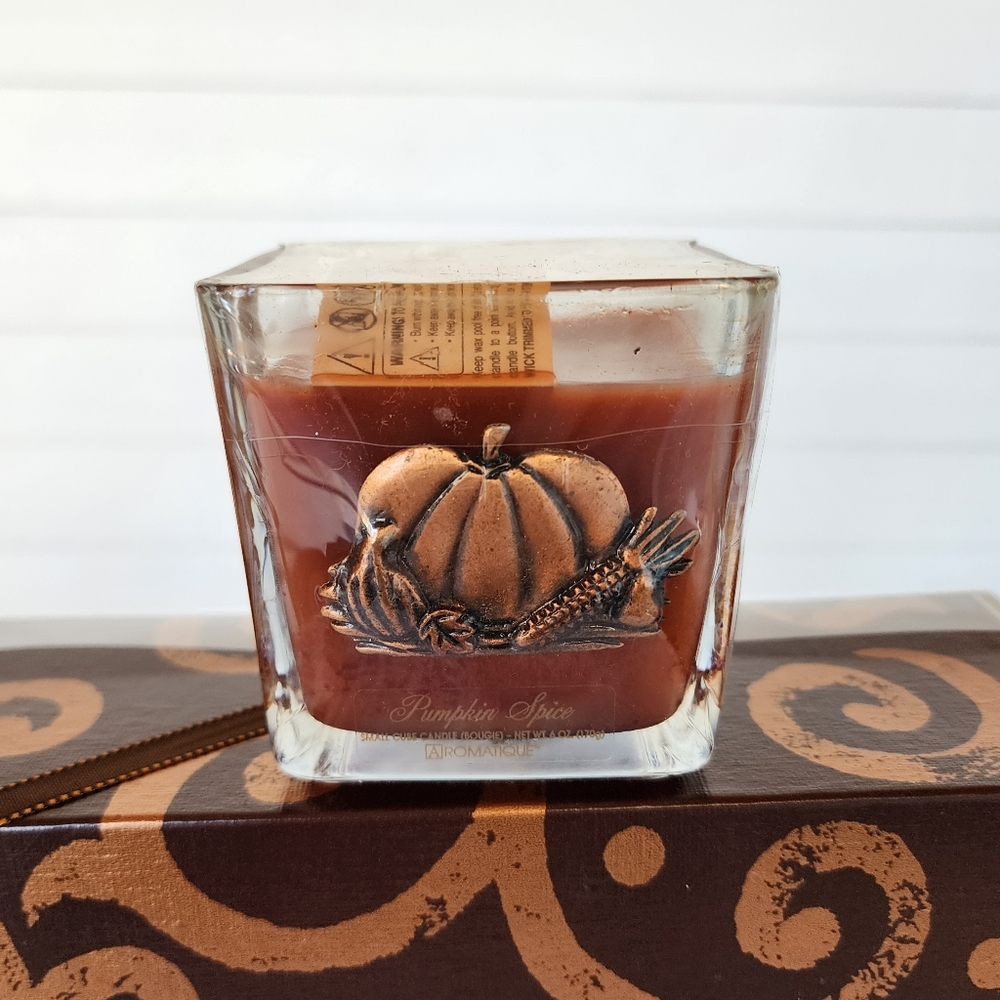 Pumpkin spice cube candle